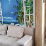 Sunrise Wellbeing Mobile For Mindful, Vegetarian, Active Rest, Just 35 Meters From The Sea Дом отдыха *