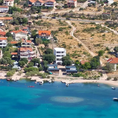 بيت للعطل Sunrise Wellbeing Mobile For Mindful, Vegetarian, Active Rest, Just 35 Meters From The Sea *