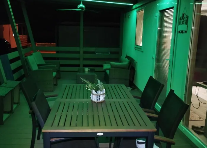 Casa de Férias Sunrise Wellbeing Mobile For Mindful, Vegetarian, Active Rest, Just 35 Meters From The Sea