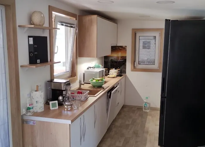 Sunrise Wellbeing Mobile For Mindful, Vegetarian, Active Rest, Just 35 Meters From The Sea