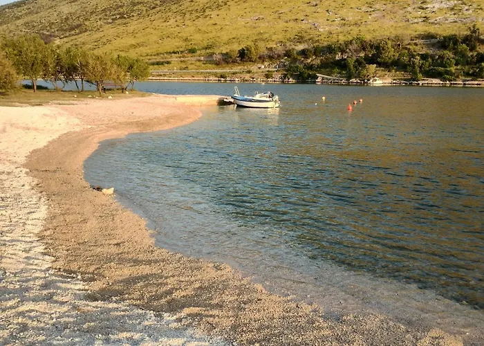 Sunrise Wellbeing Mobile For Mindful, Vegetarian, Active Rest, Just 35 Meters From The Sea Grebaštica